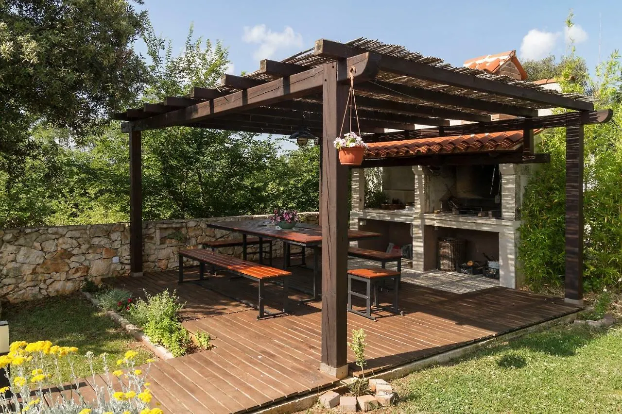 Villa Nana Valtura 0*,  Kroatien